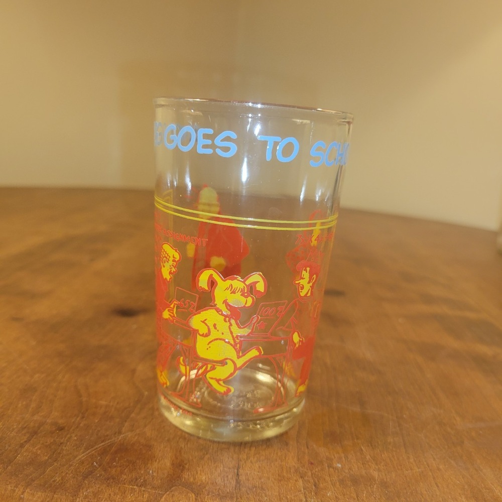 1971 Vintage ARCHIE Comics Juice Jelly Glass Hot Dog Goes to School - Hot Dog